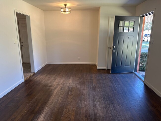 1505 Pettit Dr in Tyler, TX - Building Photo - Building Photo