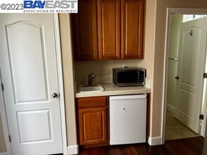 130 Avalon Ct-Unit -Casita in San Ramon, CA - Building Photo - Building Photo