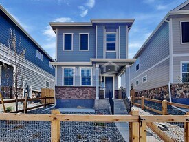 23542 E 3rd Pl in Aurora, CO - Building Photo