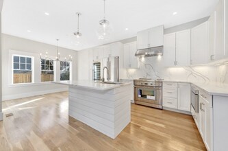 140 Rindge Ave in Cambridge, MA - Building Photo - Building Photo