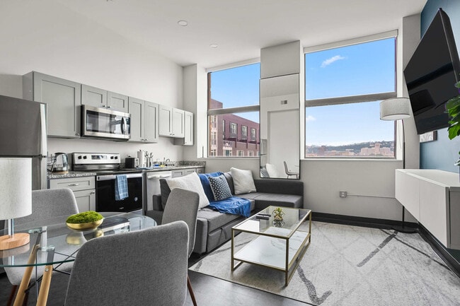 800 Penn Ave in Pittsburgh, PA - Foto de edificio - Building Photo