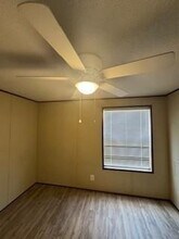 110 Chuparrosa Ln in Cedar Creek, TX - Building Photo - Building Photo