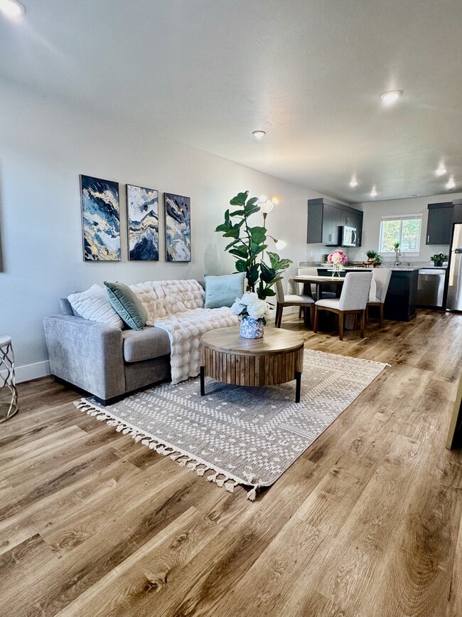 1624 Hannah Ln in Blackfoot, ID - Building Photo - Building Photo