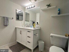 9555 Battery Heights Blvd in Manassas, VA - Building Photo - Building Photo