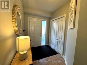 673 White Alder Ave in Ottawa, ON - Building Photo - Building Photo