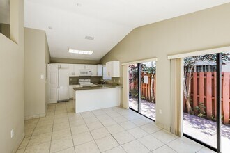 11433 SW 74th Terrace in Miami, FL - Building Photo - Building Photo