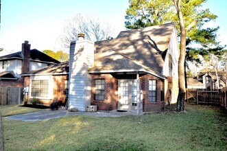 3614 Scenic Valley Dr in Houston, TX - Building Photo - Building Photo