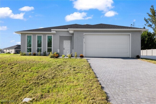2518 NW 10th Terrace in Cape Coral, FL - Building Photo - Building Photo