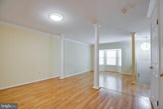 6113 George Baylor Dr in Centreville, VA - Building Photo - Building Photo