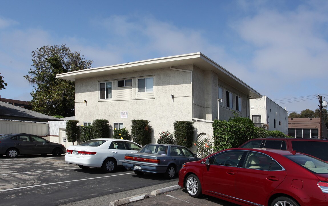 3928-3934 3rd Ave in San Diego, CA - Foto de edificio