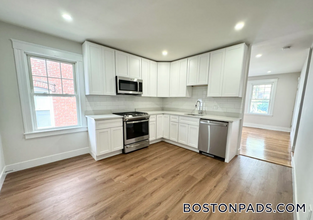 72 Belden St in Boston, MA - Building Photo - Building Photo