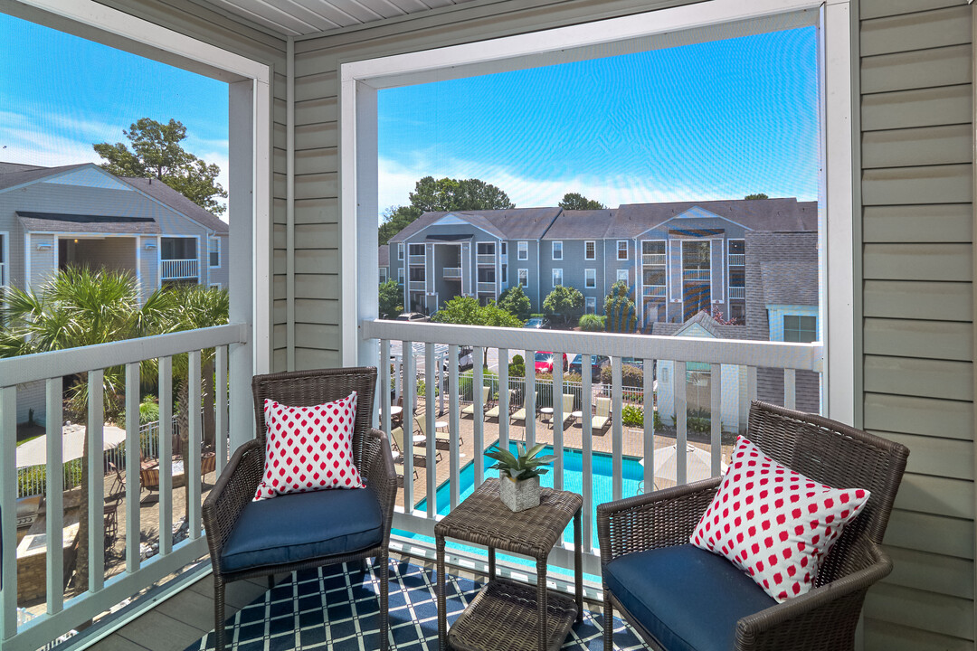 Columbus Station Apartments at Town Center in Virginia Beach, VA - Foto de edificio