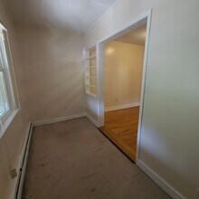 42 Parsons St in Yonkers, NY - Building Photo - Building Photo