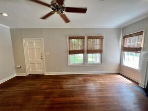 1411 Westover Rd in Austin, TX - Building Photo - Building Photo