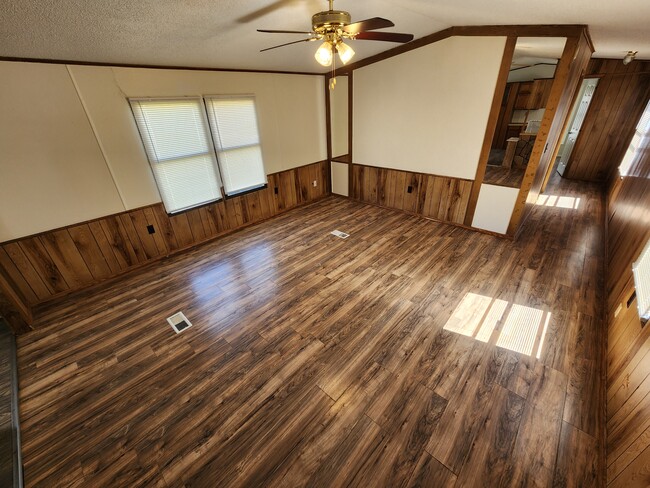 10916 County Rd 1515 in Ada, OK - Building Photo - Building Photo