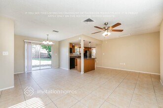 11447 Walsingham Rd in Largo, FL - Foto de edificio - Building Photo