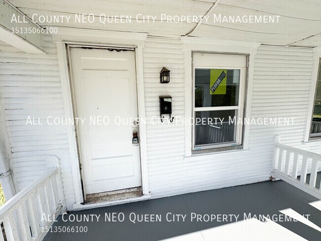 126 Wroe Ave in Dayton, OH - Building Photo - Building Photo