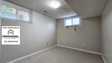 10747-10127 127 St in Edmonton, AB - Building Photo - Building Photo