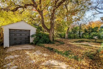 2132 W Lotus Ave in Fort Worth, TX - Building Photo - Building Photo