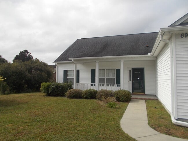 696 Churchill Downs Dr in Myrtle Beach, SC - Building Photo - Building Photo