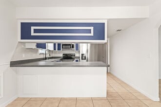 1527 Juniper Dr in Edgewater, FL - Building Photo - Building Photo