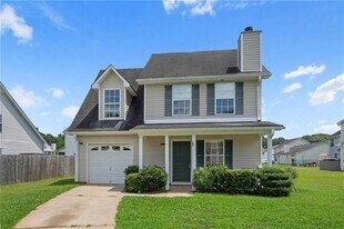 57 Inverness Trce in Riverdale, GA - Building Photo