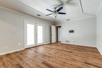 3719 Weeburn Dr in Dallas, TX - Building Photo - Building Photo