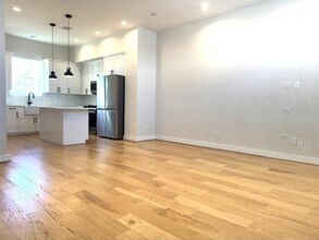 5338 Donovan Gdns Ln in Houston, TX - Building Photo - Building Photo