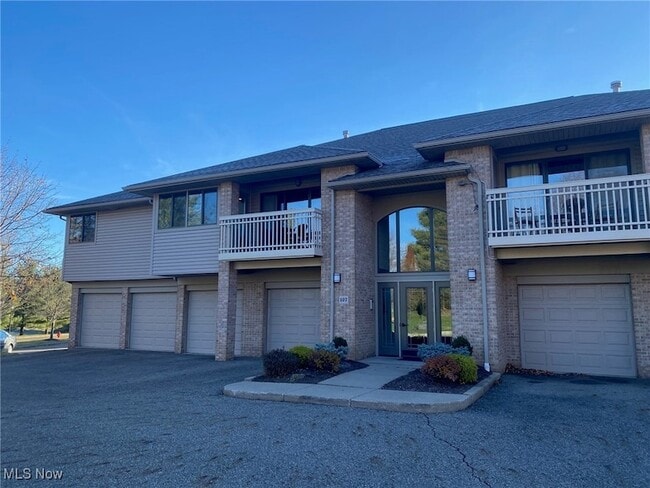 3800 Rosemont Blvd, Unit 107 H in Akron, OH - Building Photo - Building Photo