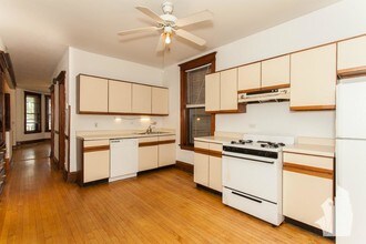 2730 N Wayne Ave in Chicago, IL - Building Photo - Building Photo