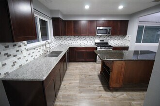 20074 Crazy Horse Cir in Katy, TX - Building Photo - Building Photo