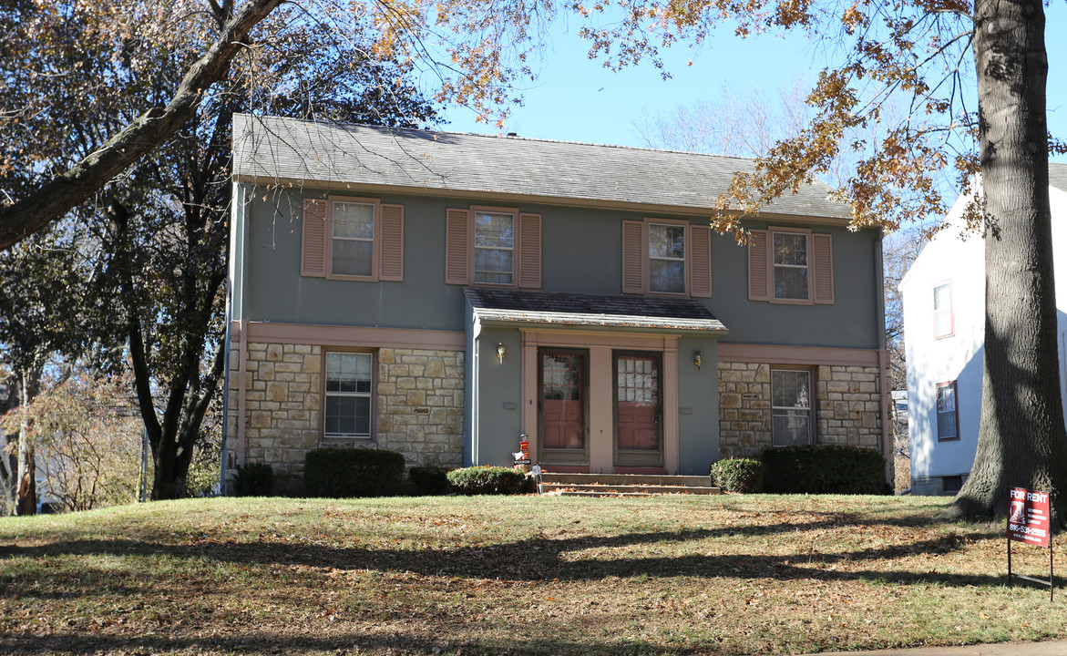 Terrace Park Townhomes in Kansas City, MO - Building Photo