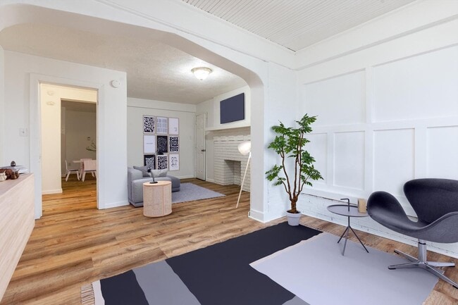 property at 425 Hays Ave