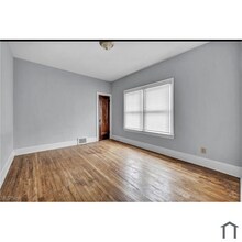 3570 E 151st St, Unit 3570 E 151st St-UP in Cleveland, OH - Building Photo - Building Photo