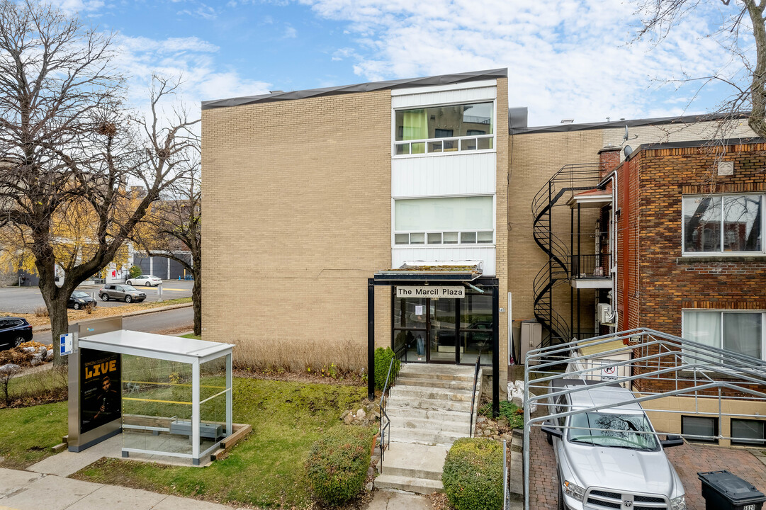 5610 Somerled Av in Montréal, QC - Building Photo