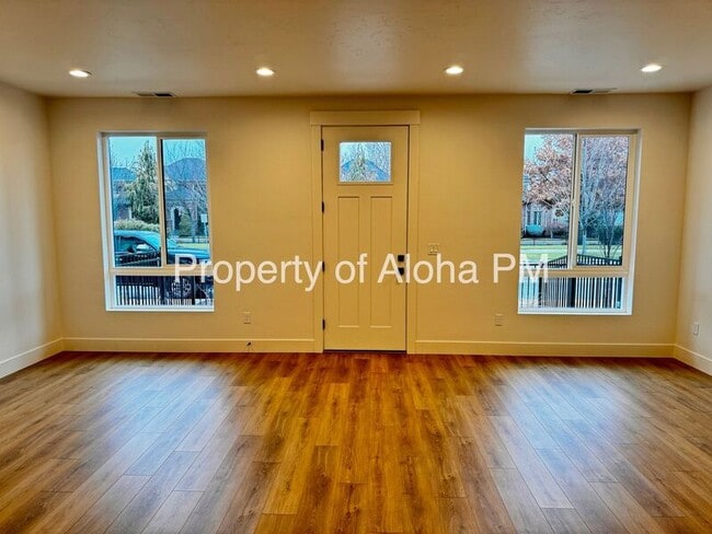 366 E Presidio Ln in Eagle, ID - Building Photo - Building Photo