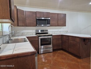 1431 Old Spanish Trail Hwy N in Broussard, LA - Building Photo - Building Photo