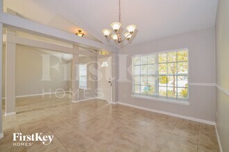 13219 Lakewind Dr in Clermont, FL - Building Photo - Building Photo