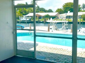 2735 NE 28th Ct in Lighthouse Point, FL - Building Photo - Building Photo