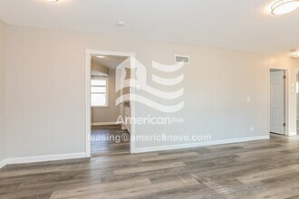 1657 Mowbry Ln in St. Louis, MO - Building Photo - Building Photo