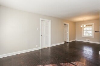 3218 Bluebird Ln in Decatur, GA - Building Photo - Building Photo