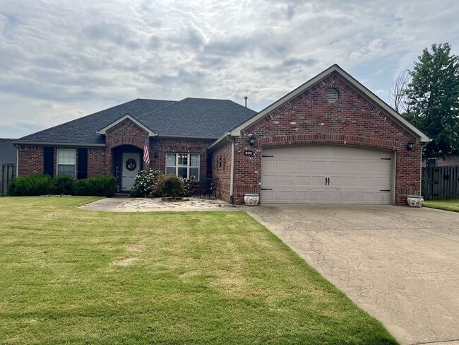 property at 800 Sienna Dr