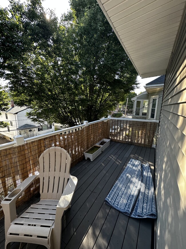 17 Hunnewell Ave, Unit 2