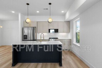 1241 N Avondale Cir in Nashville, TN - Building Photo - Building Photo