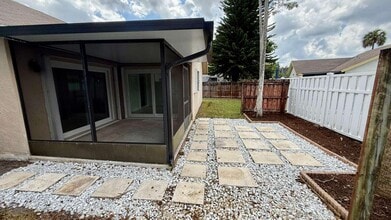 7321 NW 38th Ct in Coral Springs, FL - Building Photo - Building Photo