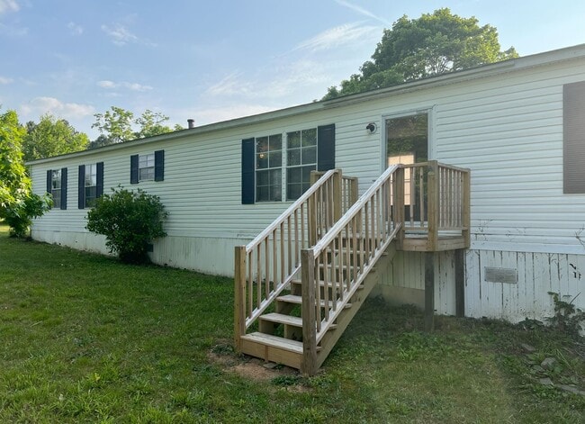 2328 NC-801 in Advance, NC - Building Photo - Building Photo