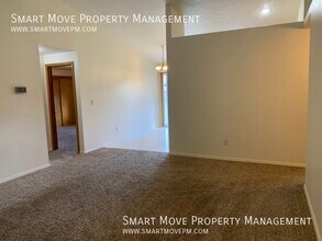 7826 W Gillis St in Boise, ID - Building Photo - Building Photo