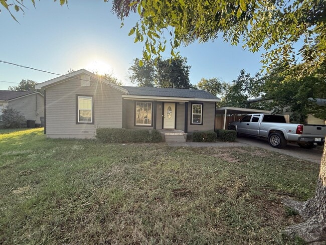 1203 Kenley Ave in Wichita Falls, TX - Building Photo - Building Photo