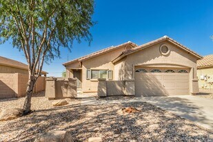 1322 E Linda Dr in Casa Grande, AZ - Building Photo