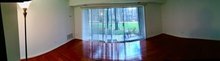 11606 Vantage Hill Rd, Unit 1A in Reston, VA - Foto de edificio - Building Photo